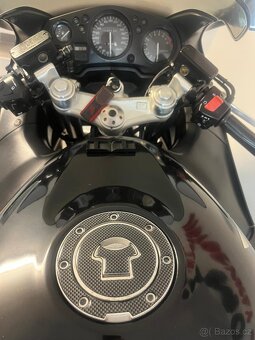 CBR 1100 XX Super Blackbird, r.v. 1998,115 kw - 17