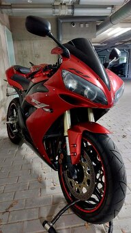 Yamaha yzf R1 2006 Akrapovič - 17