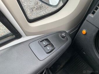 PEUGEOT BOXER 2,2 HDI VALNÍK 7 MÍST 55 540 KM L3 - 17