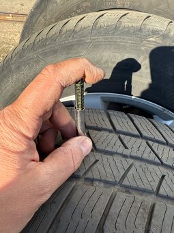 Zimní sada Volvo - 235/60/17 V XL - Barum - 5x108 - 17