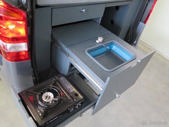 Mercedes-Benz Vito Tourer 114CDI ,automat,BYDLÍK,8míst - 17