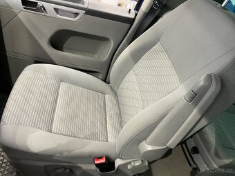 VW Multivan T5 2.0 TDI 103kW,7.sedadel,Webasto,Tažné,Comfort - 17