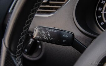 Škoda Octavia Combi 2.0 TDI RS - 17