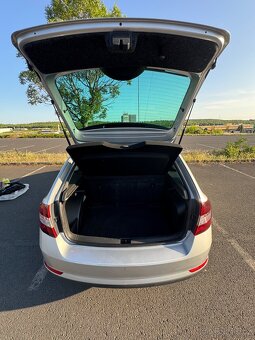 Škoda Rapid 1.6 TDI 66kW 2015 AMBITION, xenon - 17