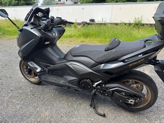 Yamaha T Max 530 Iron Max (2016) - 17