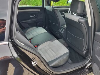 Renault Laguna III 2.0dCi 150PS 4Control - Bose - po 1.Majit - 17
