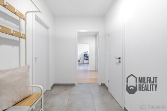 Nadstadardní 4+kk, 86 m2, poslední patro, Liberec, Sametová  - 17