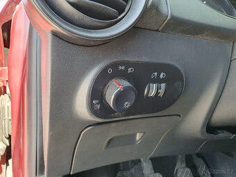 SEAT CORDOBA 1.4 Í 55 KW R.V 2005 123155 KM - 17