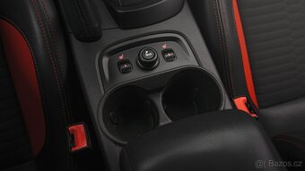 Ford Focus, ST 2,0/184kW CarPlay Kůže - 17