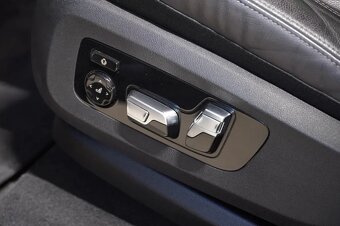 BMW X6, 40i,KOMFORT,KAMERA,ČR,DPH, - 17