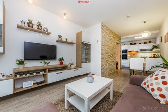 Moderní dům 6+kk + 2+kk, Čerčany, 30km od Prahy - 17