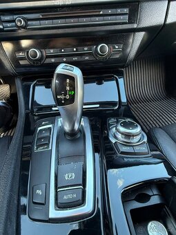 BMW F10 520D - 17