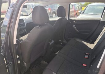Peugeot 2008 1.2i Klima, Tempomat benzín manuál 60 kw - 17