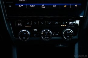 Octavia Combi 2.0 TDI 184k Scout DSG 4x4 - 17