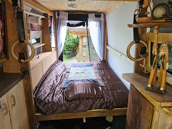 Mercedes Benz sprinter 2005, 7 míst + nákladní + obytný - 17