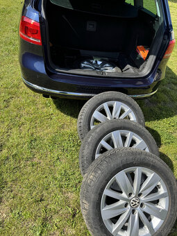 Volkswagen Passat B7 2.0 TDI, Combi, tažné - 17