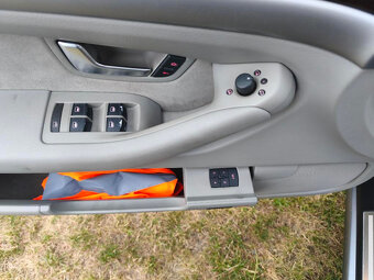 Audi A8 - 17