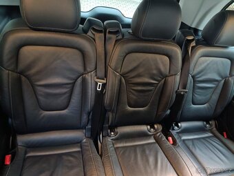 Mercedes-Benz V-Class 250d | r.v. 2022 | 8 míst | DPH - 17
