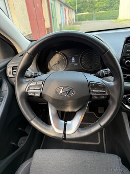 Hyundai i30 1.5i - 17