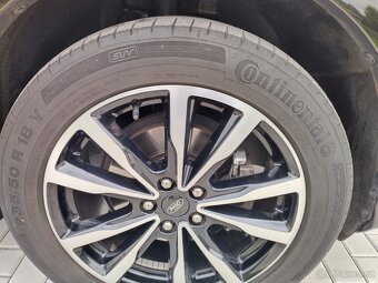 Ford Kuga - 17