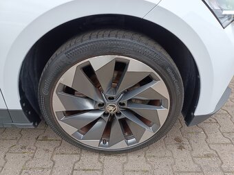 Škoda Enyaq 132kW Full LED 98tkm - záruka Autodraft - 17