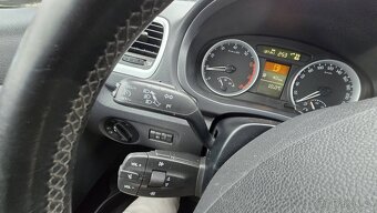 ŠKODA ROOMSTER 1.4 16V  YOUNG - 17