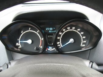 Ford Tourneo Courier 1.6TDCI 95PS Trend - 17