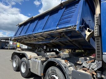 Renault Kerax 450 S3 8x4 EURO 4 sklápěč - 17