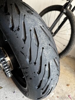 Honda Hornet 900, 2004 - 17