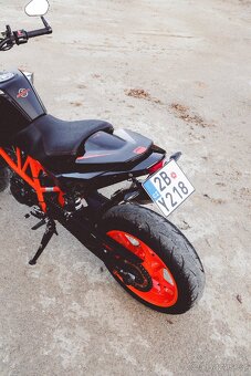 KTM Duke 690R 2017 A2 35kw - 17