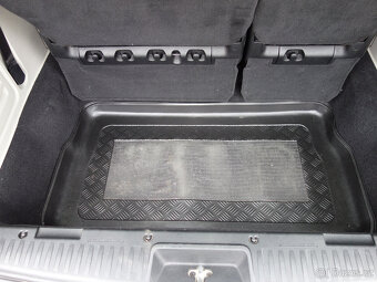 Chrysler Town & Country 3.6  V6 - 17