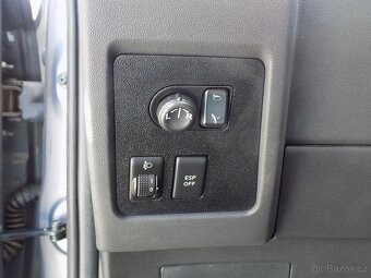 Nissan Qashqai 1.6I 84 KW 1. MAJITEL ČR - 17