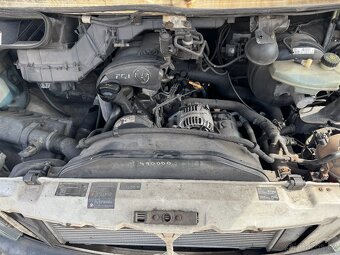 Prodáme VW LT35 2,5 TDi RV: 2006. - 17
