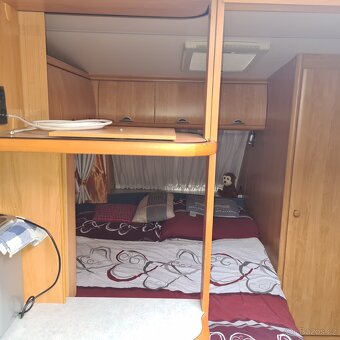 Karavan hobby 560 - 17