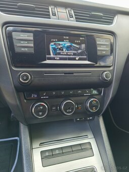 Škoda Octavia III Combi 1.6TDi 77kw,EDITION,2xklíč,XENONY - 17