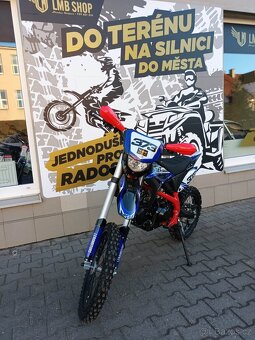 Pitbike Thunder 140cc 19x16 E-start červená - 17