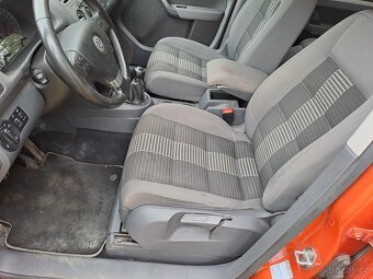 Volkswagen Turan 1.4 TSI  7 míst - 17