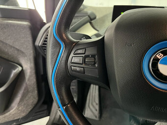 BMW i3 120Ah HarmanKardon,LED,šíbr,kamera,tepelko,naviagce - 17