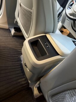 Volvo XC 90 najeto 89.000 - 17