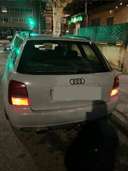 AUDI - Čierne lesklé znaky - 17