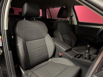 Škoda Superb III 2.0 TDI 110 kW/6°manuál/servis. kn./Webasto - 17