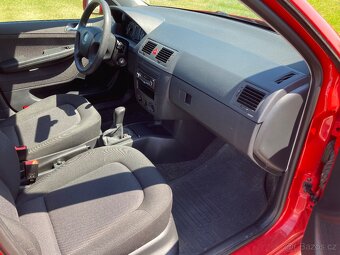 Škoda Fabia 1.2HTp 40kW klimatizace - 17
