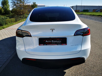 Tesla Model Y Long Range Dual motor, FSD za 200 tis.kč - 17