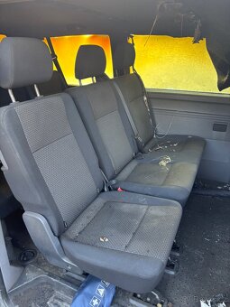 Volkswagen Caravelle 2,0TDI 81KW 2023 9 míst - 17