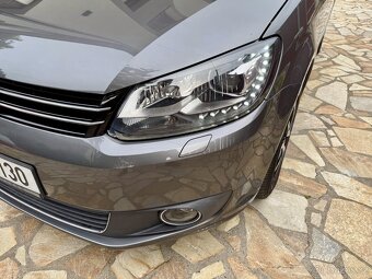 Volkswagen Touran,  1.4TSI 103KW HIGHLINE Bi-Xenon - 17