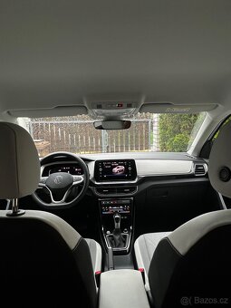 Volkswagen T-Cross - 17