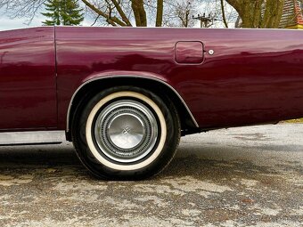 Lincoln Continental - 17
