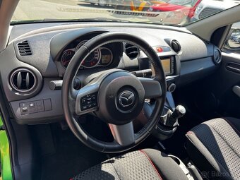 Mazda 2 1.3 62kw, 2012, bez koroze, servisovaná, hezký stav - 17