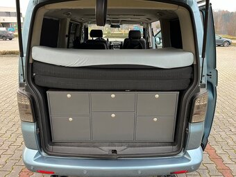 VW T5 MULTIVAN 2,5TDI 128kw AUTOMAT 2005 - 17