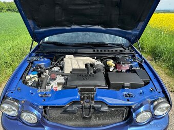 Jaguar X-Type 3.0 V6 4x4 - 17